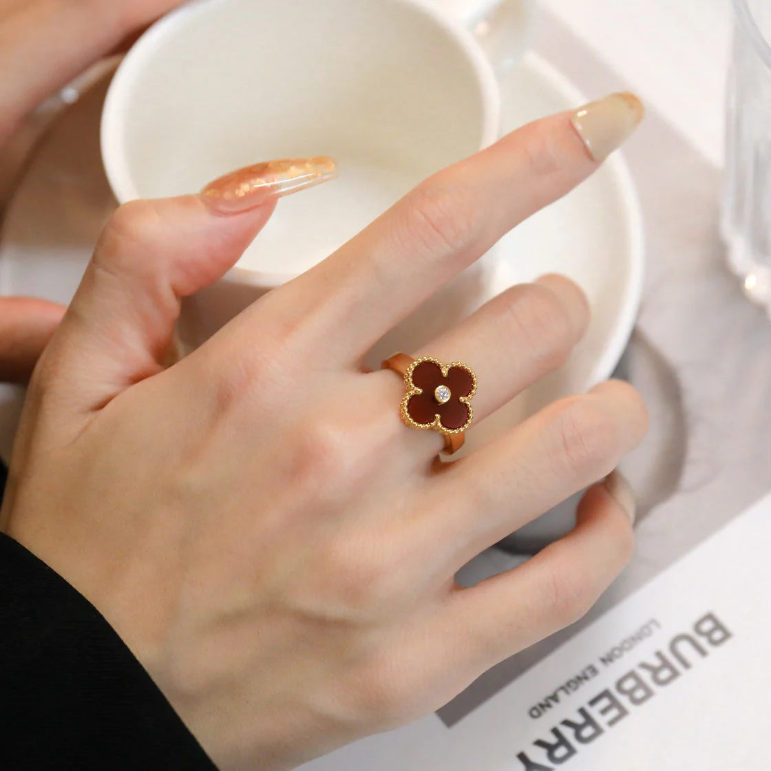 Clovers Carnelian Rose Gold Diamond Ring