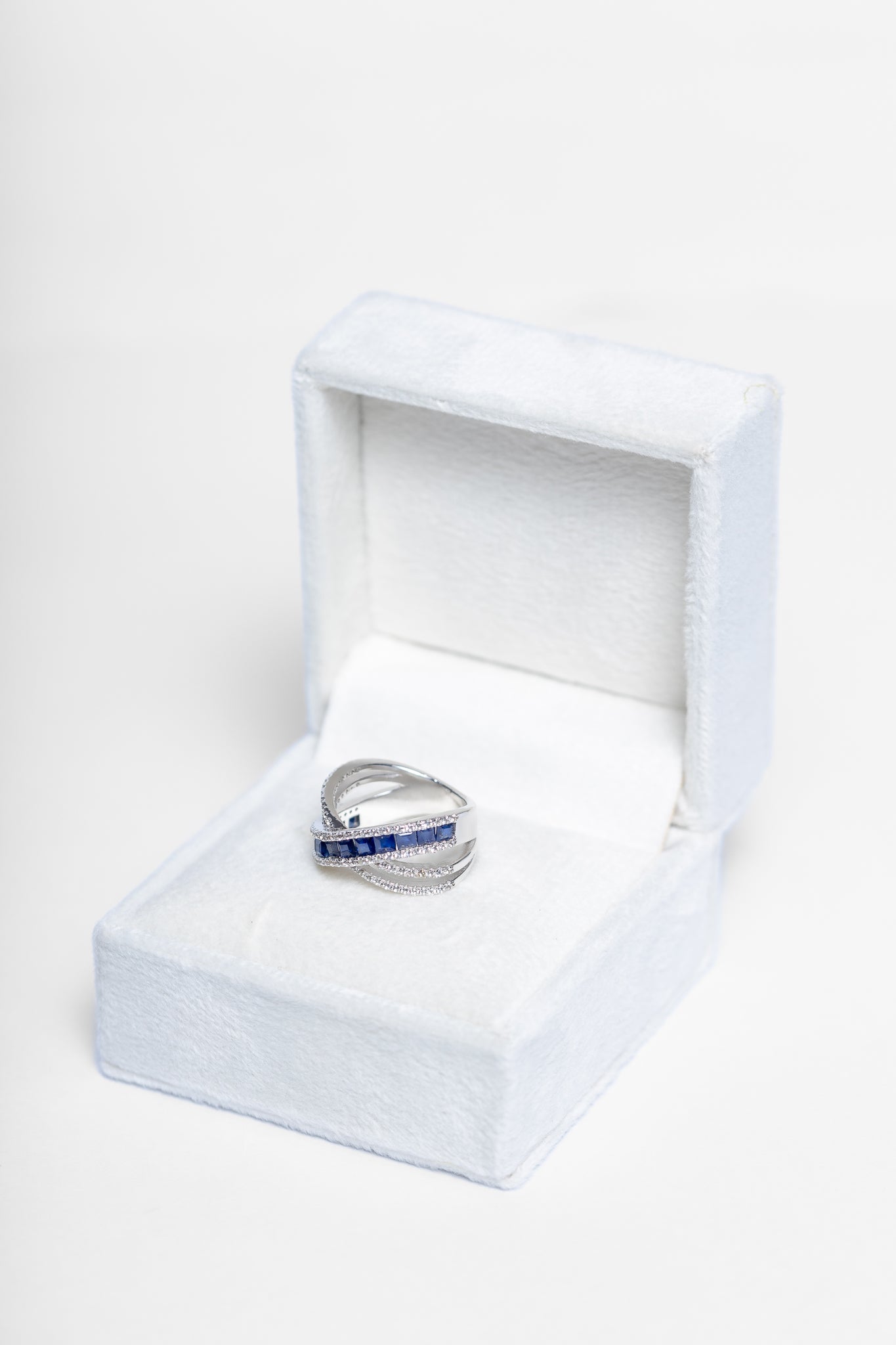 925 Sterling Silver Blue Sapphire and Zircon Ring