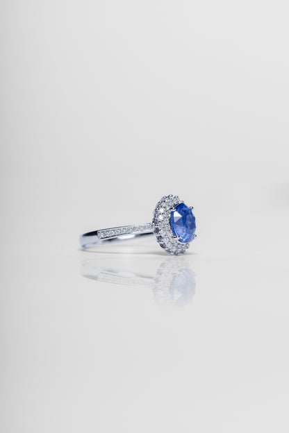 18k Blue Sapphire and Diamond Cluster Ring