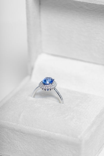 18k Blue Sapphire and Diamond Cluster Ring