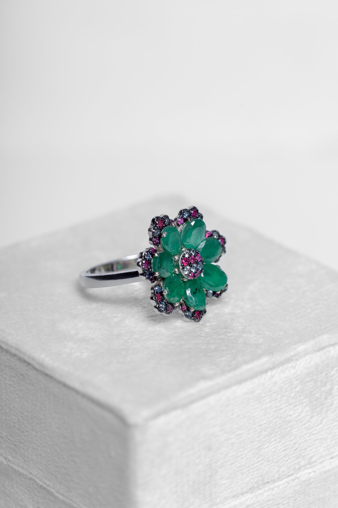 925 Sterling Silver Emerald and Ruby Ring