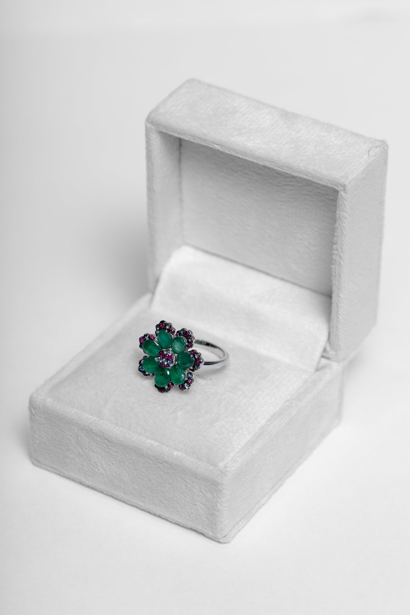 925 Sterling Silver Emerald and Ruby Ring