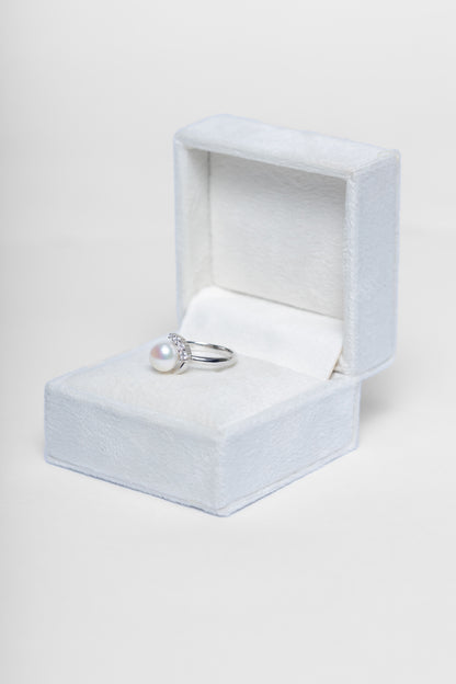 925 Sterling Silver Pearl and Zircon Ring