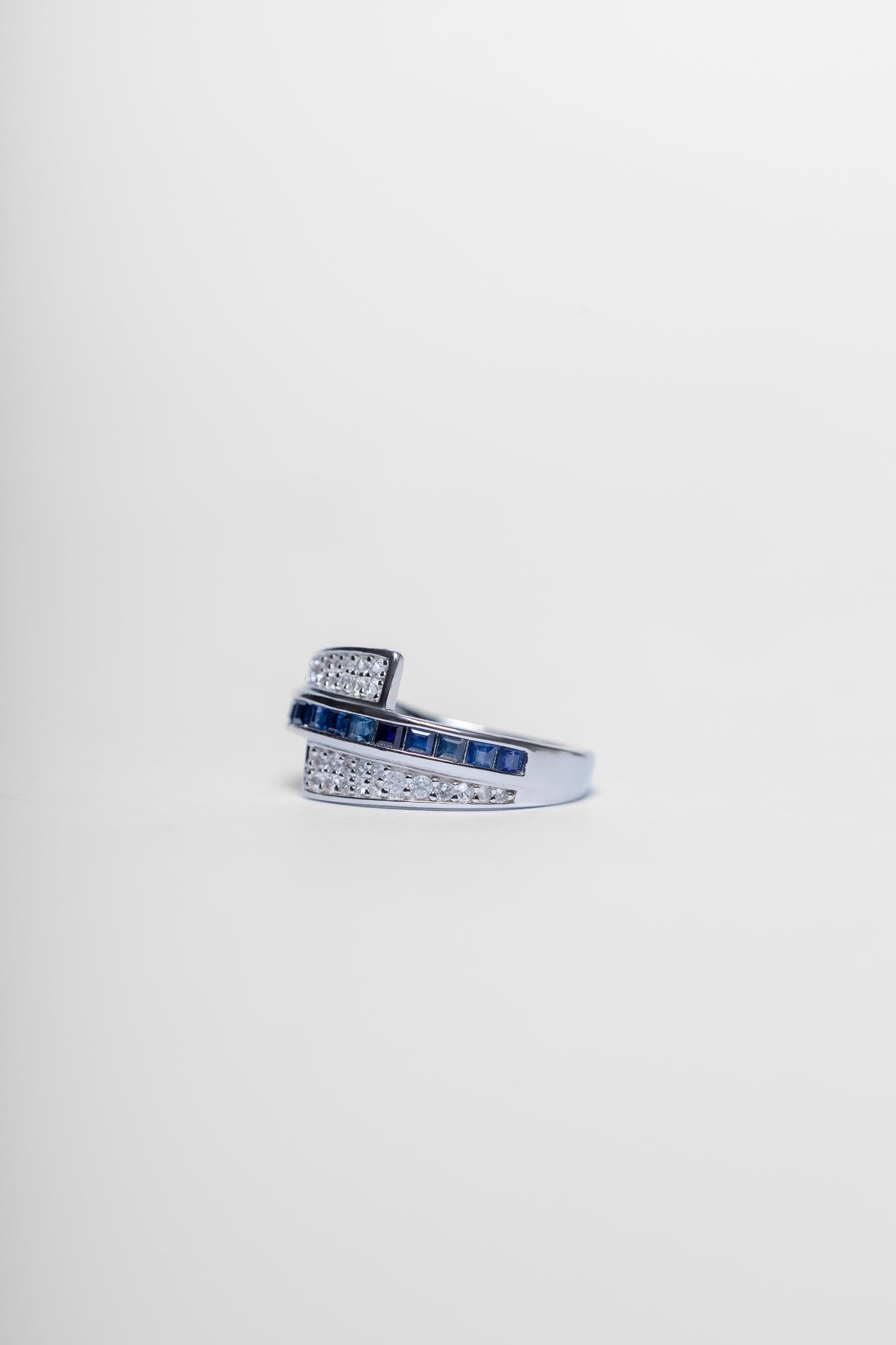 925 Sterling Silver Blue Sapphire and Zircon Ring