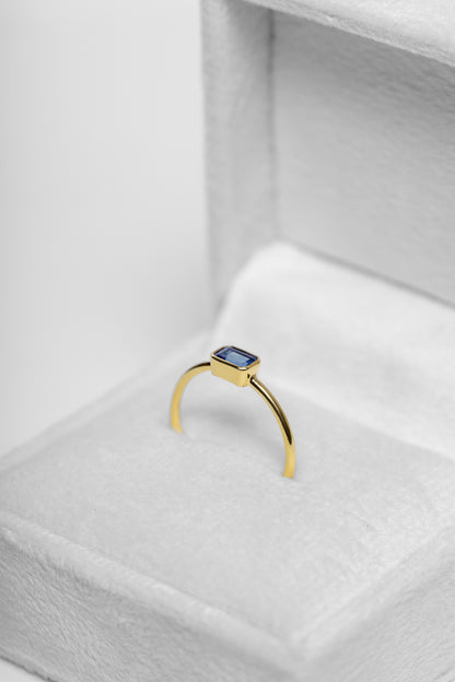 14K Blue Sapphire Solitaire Ring