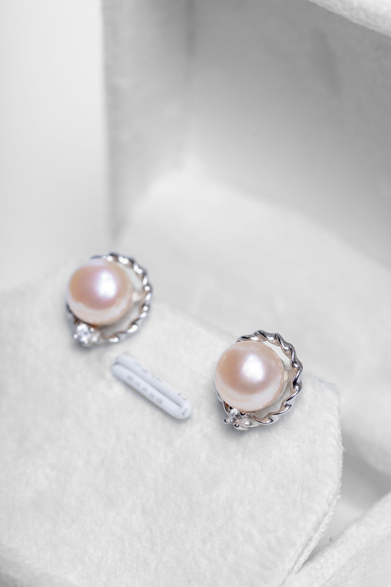 925 Sterling Silver Pearl Earring Studs