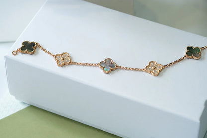 Clovers 5 Motifs Dark MOP and Diamond Bracelet